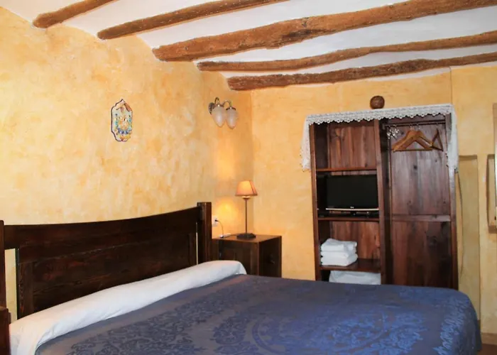 La Bodega Del Camino Aka Albergue On Thele